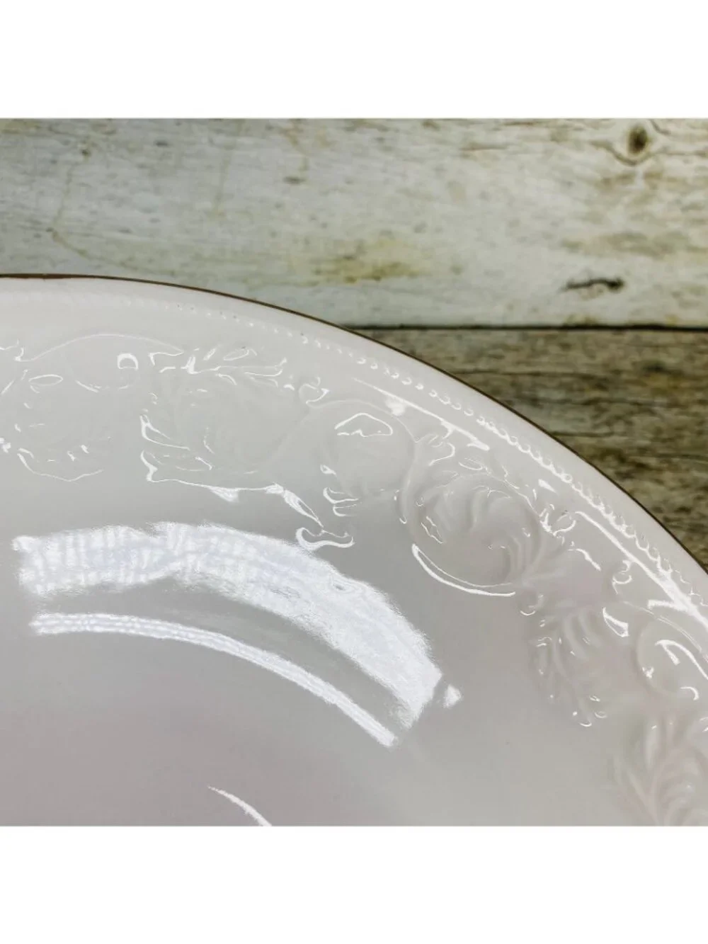 Farberware CALAIS 4173 Embossed Scroll Rope Leaf Gold Trim Rim 9.5